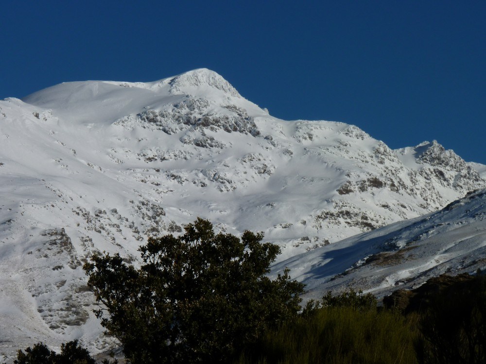 The mountain Cerro de Caballo 3009m