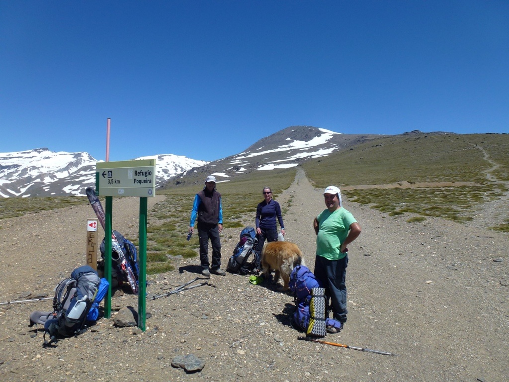 Off the mountain at last, having a rest. Im in the shade beside the sign. 