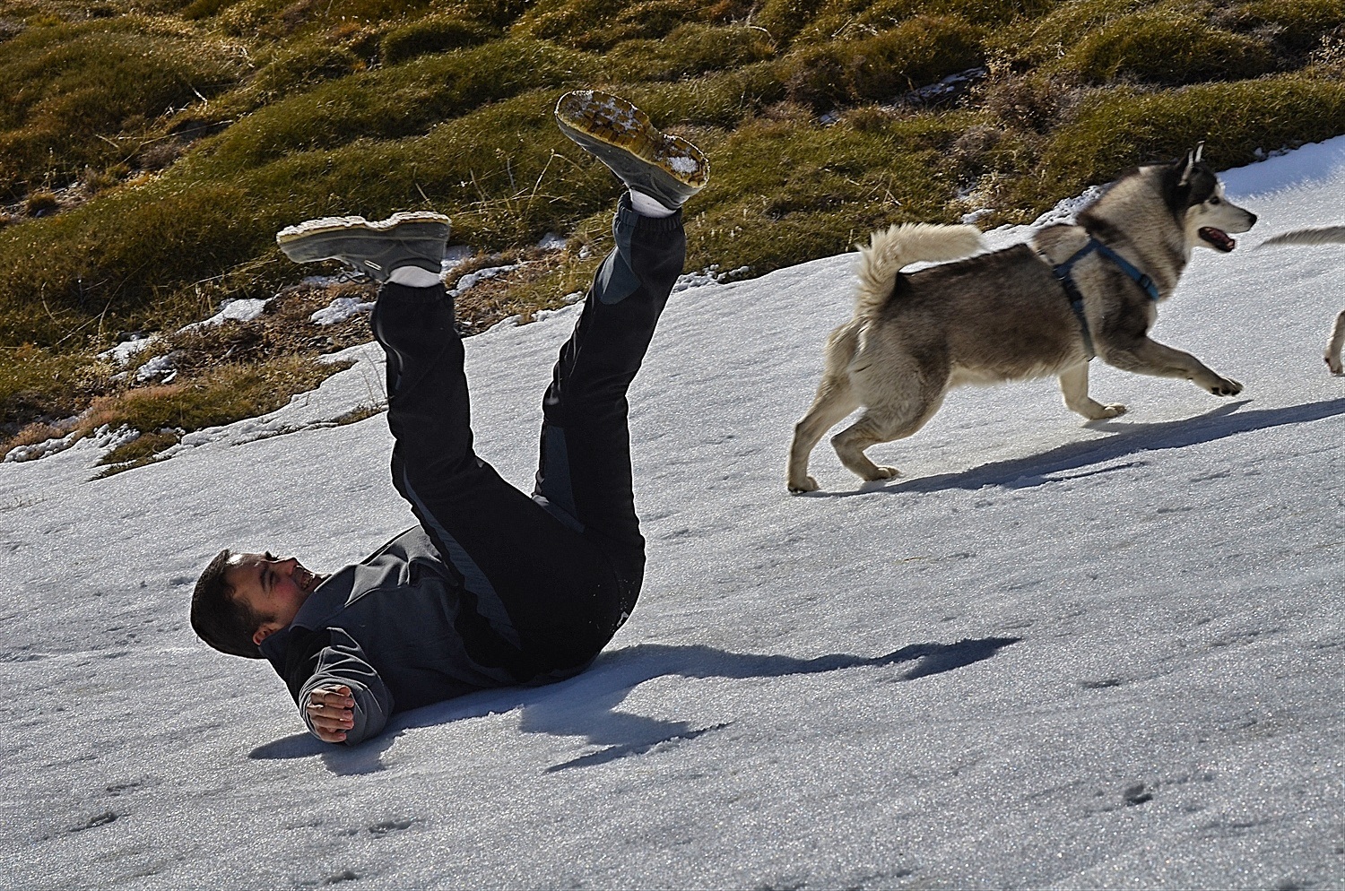 Pepe sliding down and me running up hill